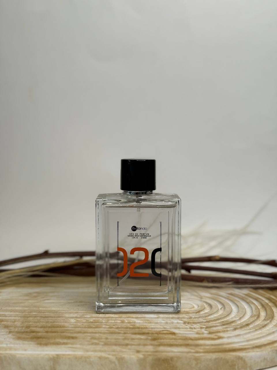 مولکول 02(Escentric Molecules Molecule 02)