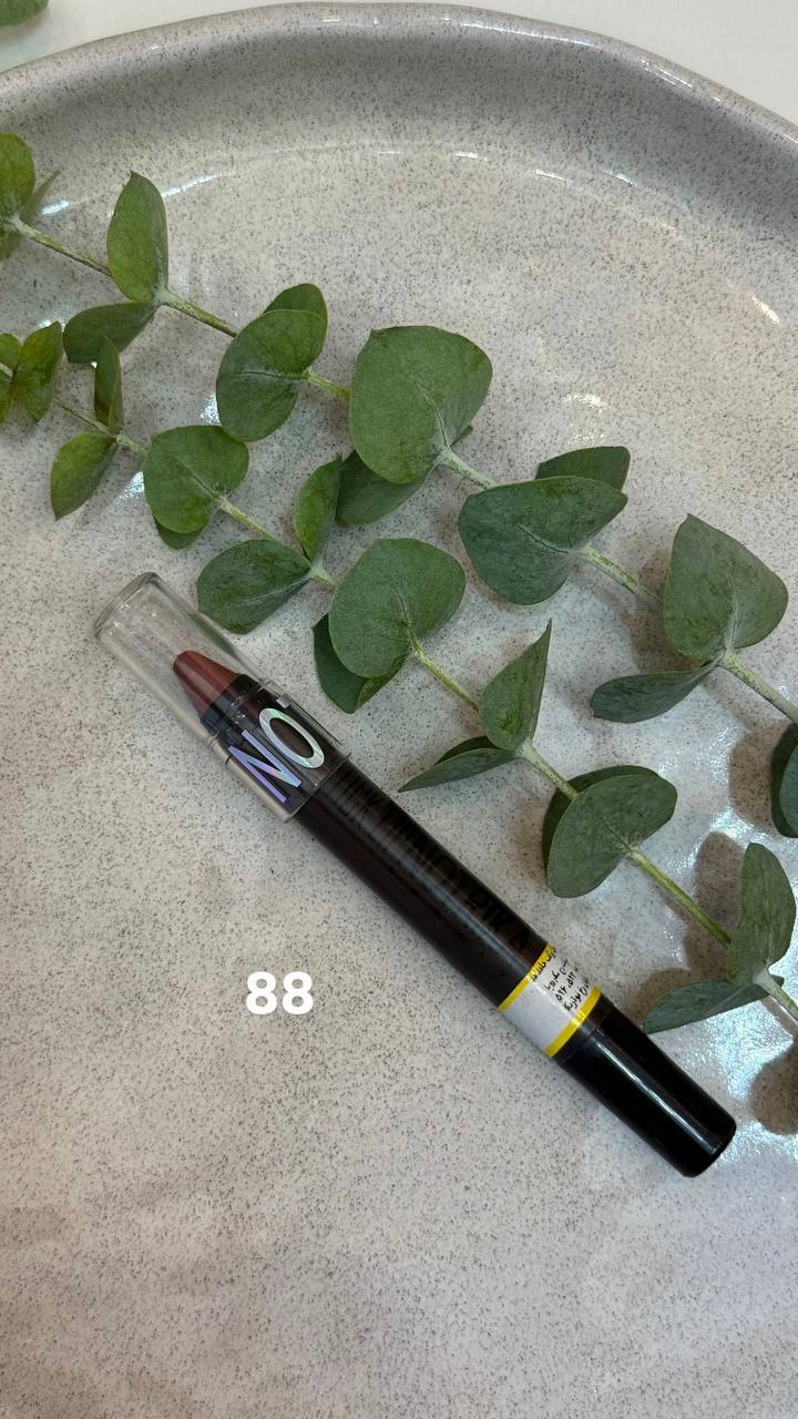رژ لب مدادی نوتریکا