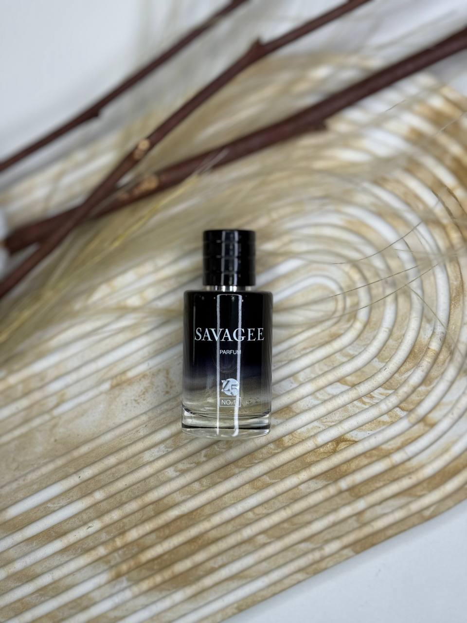دیور (Dior) | Z5 — تصویر 2