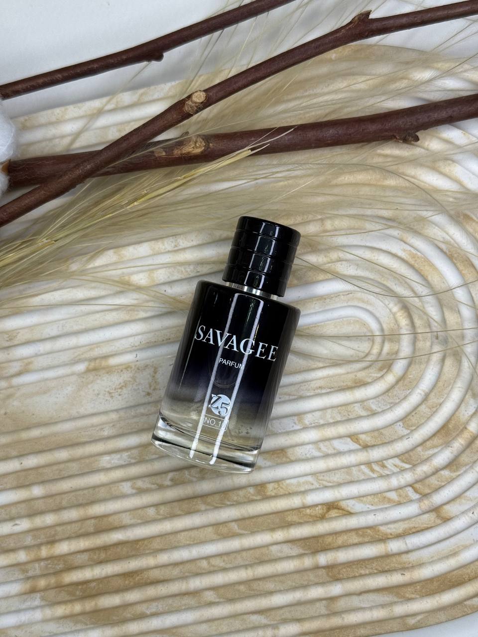 دیور (Dior)