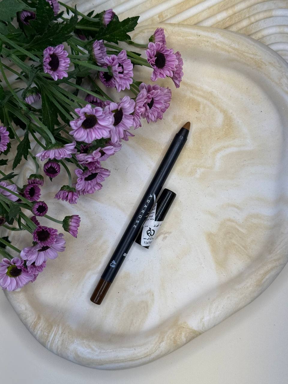 سایه مدادی چشم آدارز